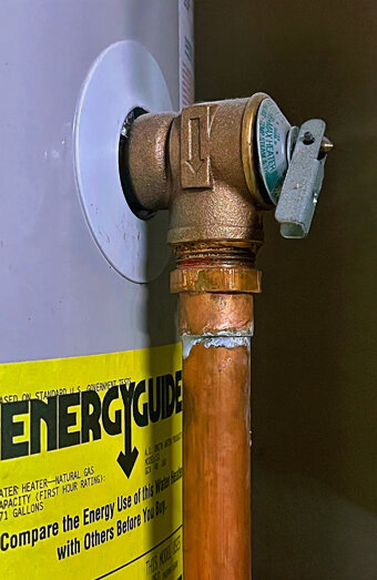 https://claremonthotwater.com.au/uploads/2025/06/electric-hot-water-system-79298.jpg
