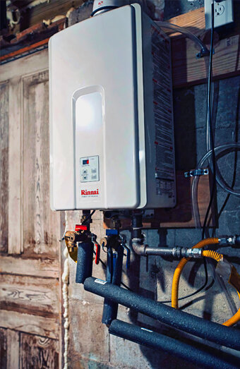 https://claremonthotwater.com.au/uploads/2025/06/thermostatic-water-systems-43287.jpg